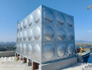 长沙医学院消防水箱项目现场